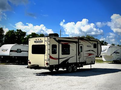 2015 Winnebago Voyage - Photo 2