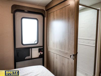 2022 Grand Design Imagine - Photo 26