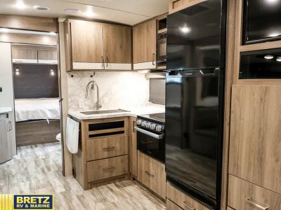 2022 Grand Design Imagine - Photo 12