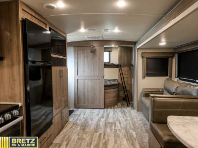 2022 Grand Design Imagine - Photo 22