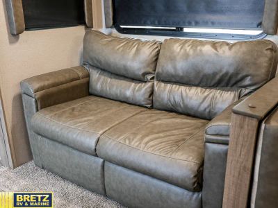 2022 Grand Design Imagine - Photo 19