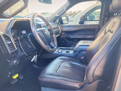 2020 Ford Expedition - Photo 3