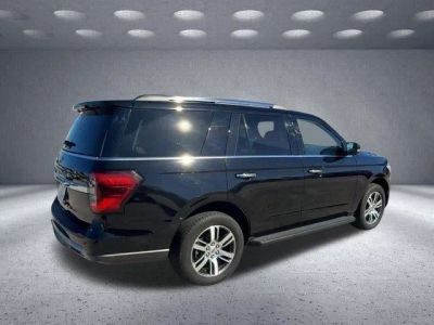 2024 Ford Expedition — rear three-quarter view