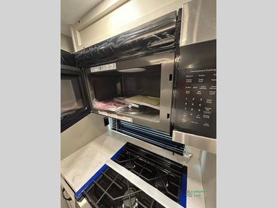 2026 Coachmen RV Chaparral - Photo 33