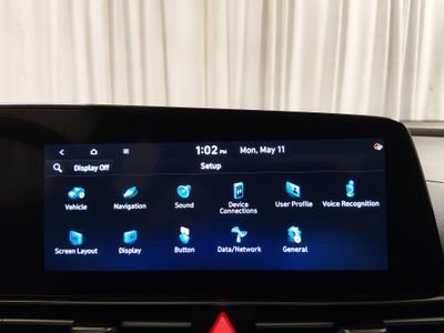 2024 Hyundai Elantra — photo 19 view