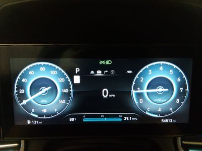 2024 Hyundai Elantra — photo 14 view