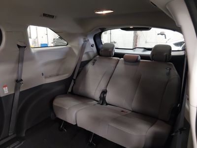 2022 Toyota Sienna - Photo 17