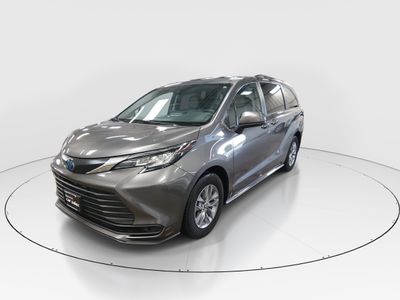 2022 Toyota Sienna - Photo 3