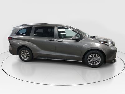 2022 Toyota Sienna - Photo 8