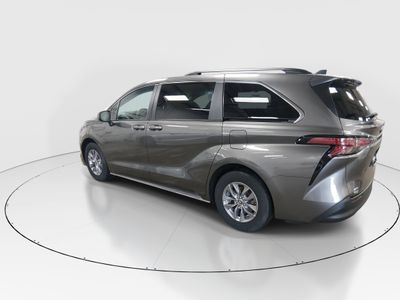 2022 Toyota Sienna - Photo 4