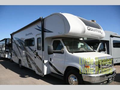 2024 Thor Motor Coach Quantum LC — front three-quarter view