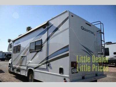 2024 Thor Motor Coach Quantum LC — rear three-quarter view