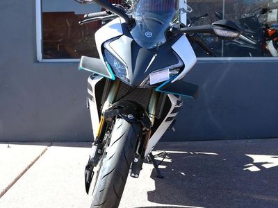 2026 CFMOTO 450SS - Photo 9