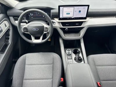 2026 Ford Explorer — photo 22 view
