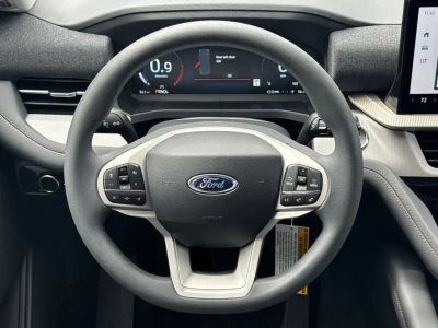 2026 Ford Explorer — photo 23 view