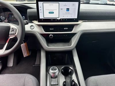 2026 Ford Explorer — photo 27 view