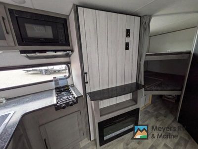 2022 Dutchmen RV Kodiak SE - Photo 19
