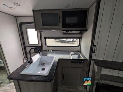 2022 Dutchmen RV Kodiak SE - Photo 10