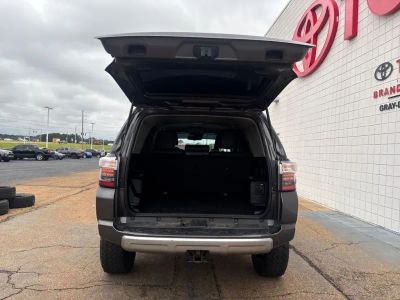 2020 Toyota 4Runner - Photo 28