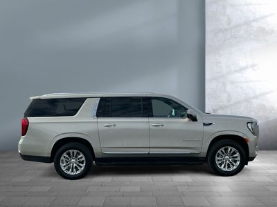 2023 GMC Yukon XL - Photo 7