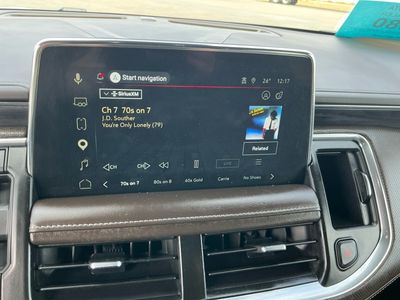 2023 GMC Yukon XL - Photo 11