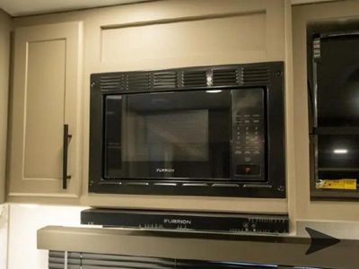 2026 Keystone RV Cougar Half-Ton - Photo 8
