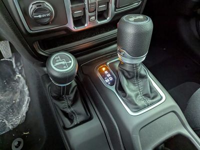 2026 Jeep Wrangler — photo 24 view