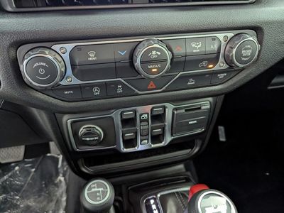 2026 Jeep Wrangler — photo 23 view
