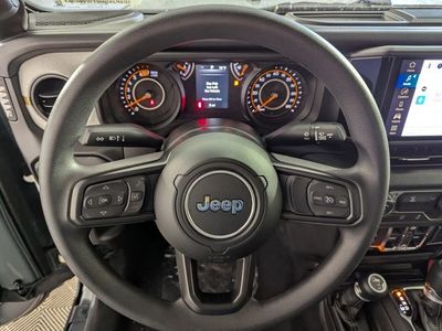 2026 Jeep Wrangler — photo 18 view