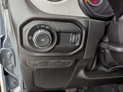 2026 Jeep Wrangler — photo 27 view