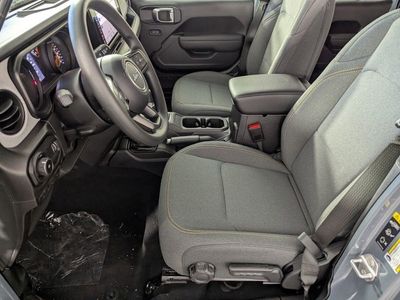 2026 Jeep Wrangler — photo 10 view