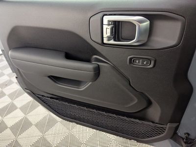 2026 Jeep Wrangler — photo 28 view