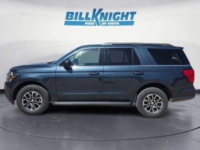 2024 Ford Expedition — side profile view