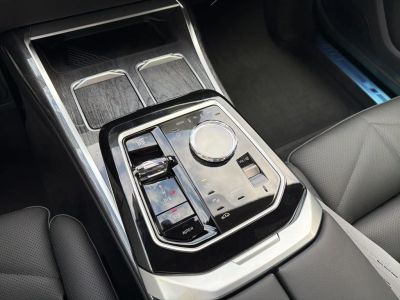 2026 BMW 740i - Photo 19