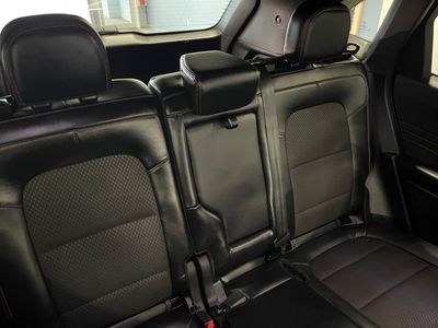2024 Ford Escape — photo 8 view