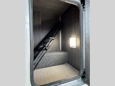 2025 Airstream Atlas - Photo 13