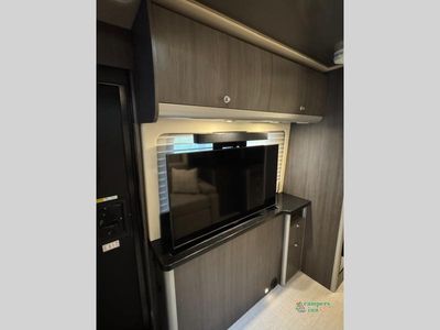2025 Airstream Atlas - Photo 20
