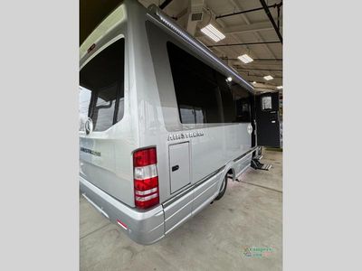 2025 Airstream Atlas - Photo 5