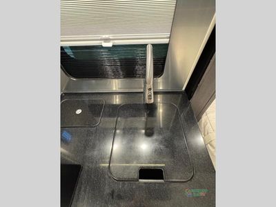 2025 Airstream Atlas - Photo 30