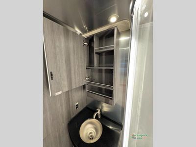 2025 Airstream Atlas - Photo 44