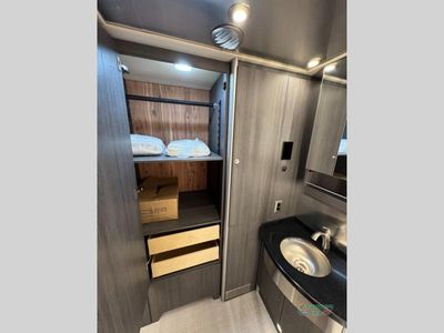 2025 Airstream Atlas - Photo 42
