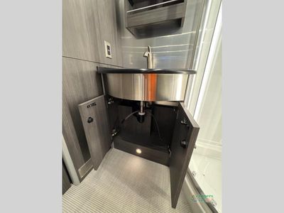 2025 Airstream Atlas - Photo 45