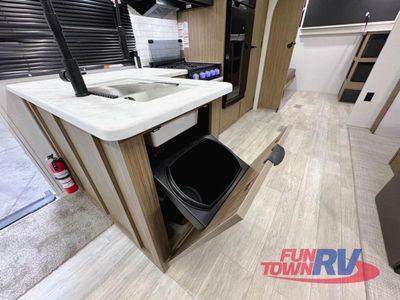 2025 Forest River RV Salem - Photo 22