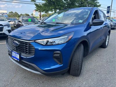 2023 Ford Escape — detail view