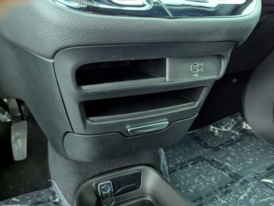 2026 Chrysler Pacifica — photo 25 view