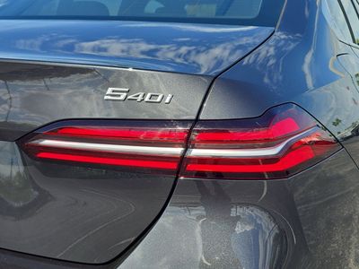2025 BMW 5 Series - Photo 8