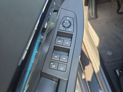2025 BMW 5 Series - Photo 14