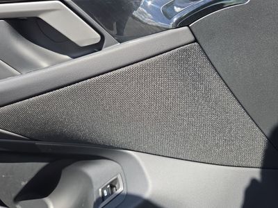 2025 BMW 5 Series - Photo 15
