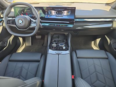 2025 BMW 5 Series - Photo 9