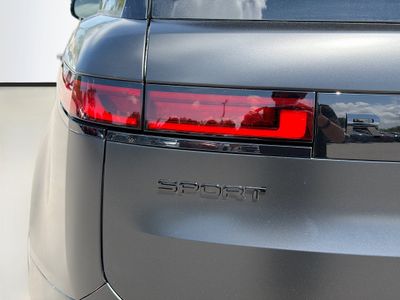 2026 Land Rover Range Rover Sport - Photo 10